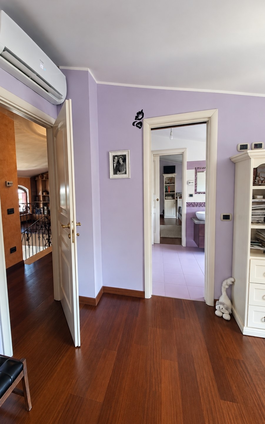 16 camere comunicanti