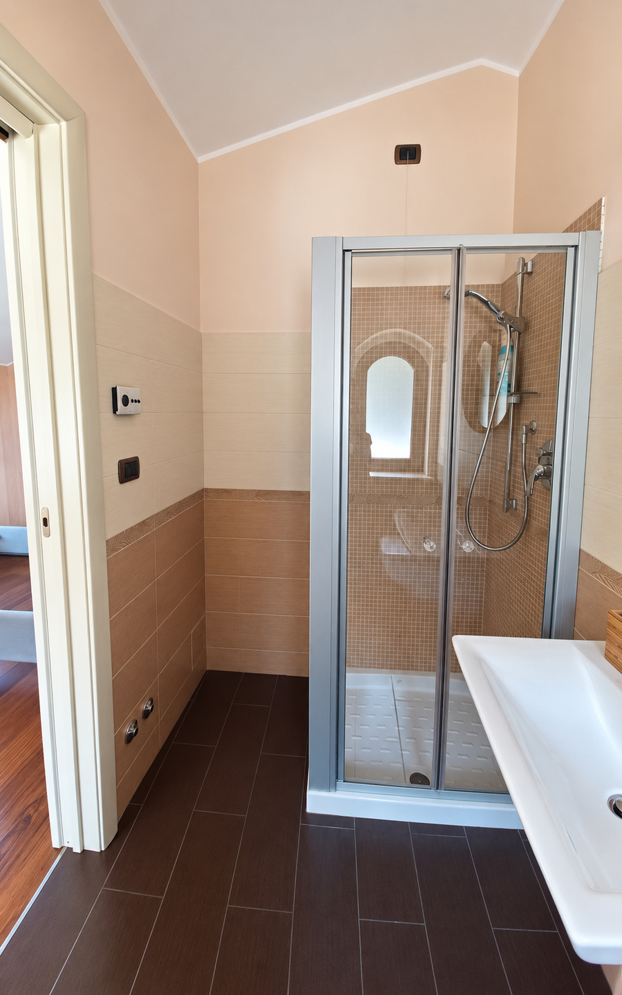 18 bagno quarta camera